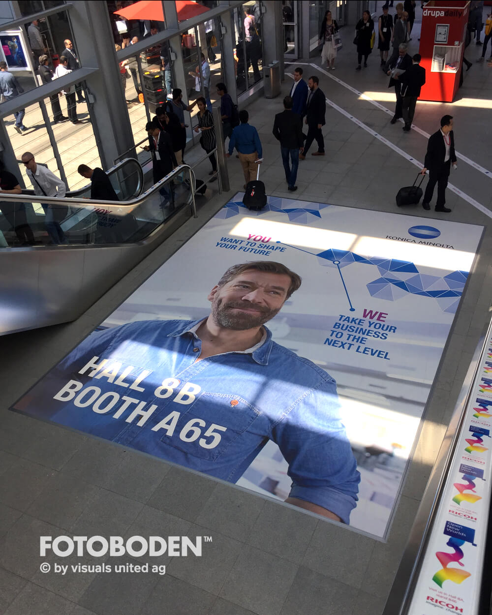 Chuck Norris FOTOBODEN™ Teppich bedrucken