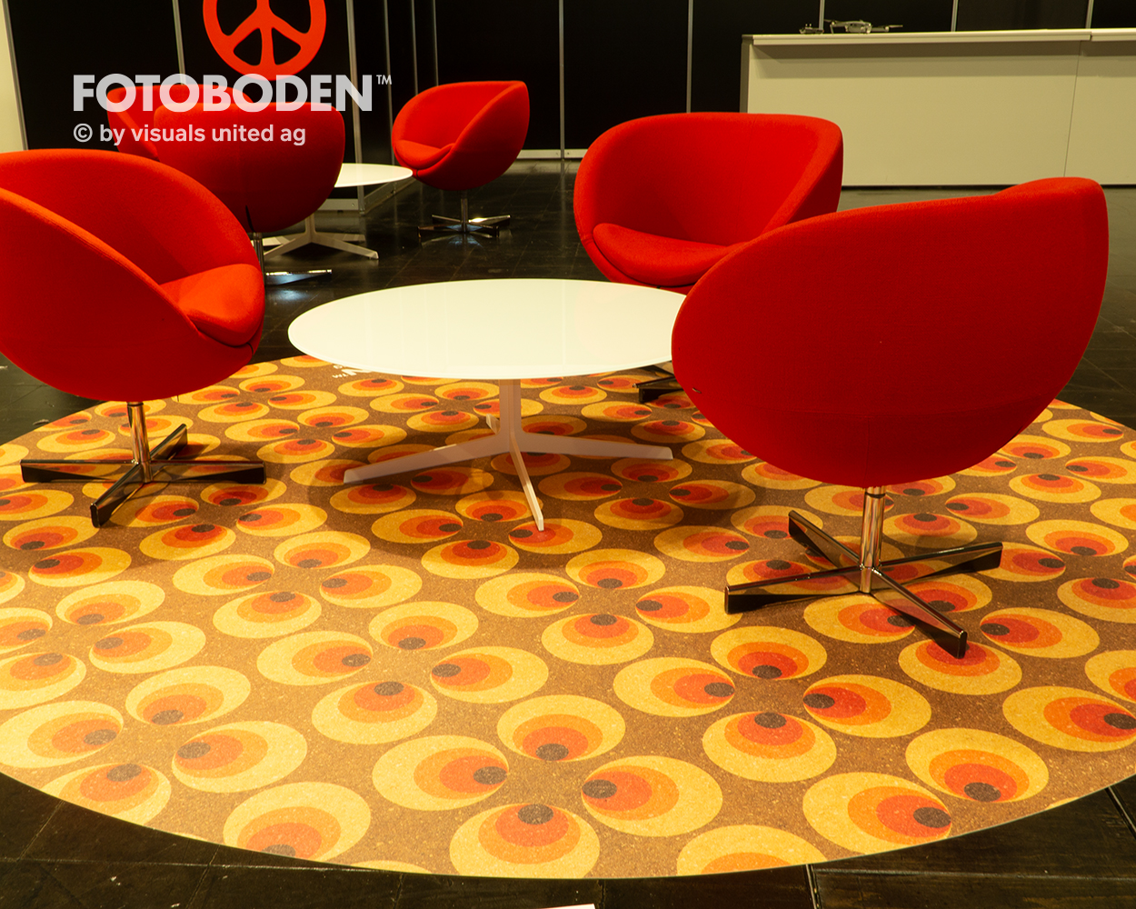Messestand Ideen Bodendisplay Teppich selbst gestalten