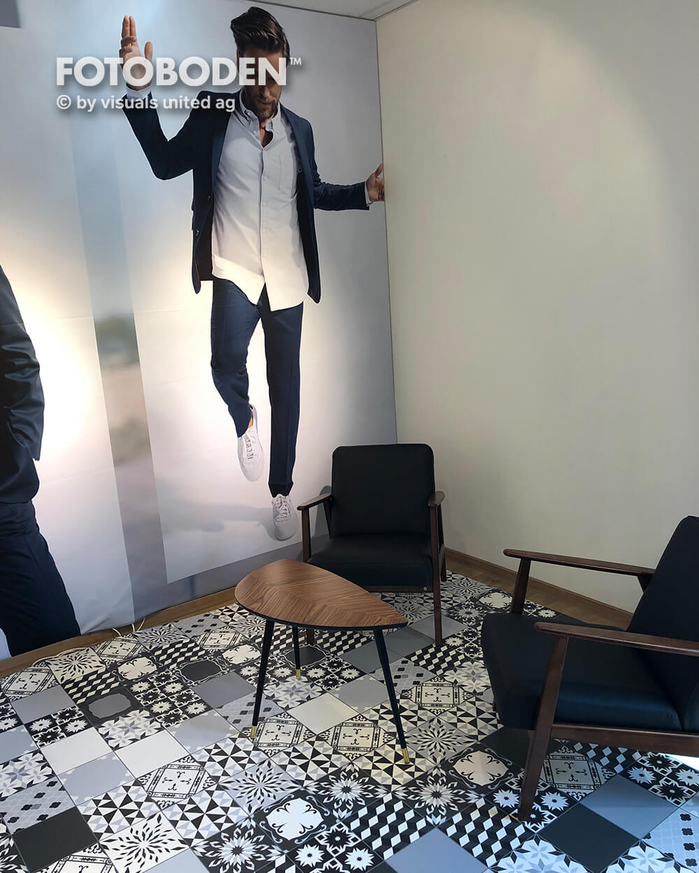 POS Display Bodendisplay Fliesenoptik